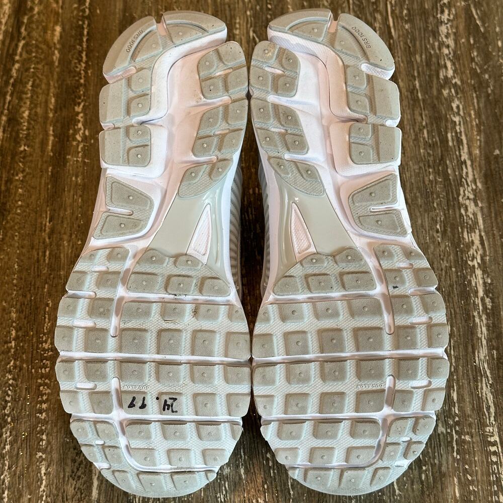 Nike Zoom Vomero 5 Sneakers Mesh Metallic Silver White Chrome Toe Womens Size 10 - Picture 13 of 15
